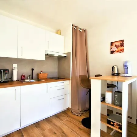Appartamento Embnb - Near Geneva - S204,4