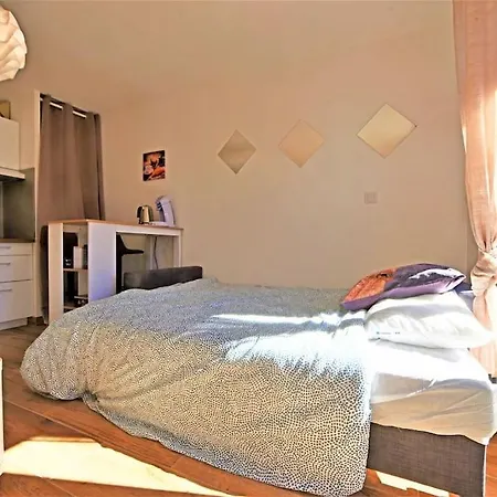 Embnb - Near Geneva - S204,4 Etrembieres